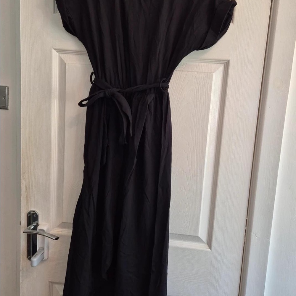 Elegant Black Dress
